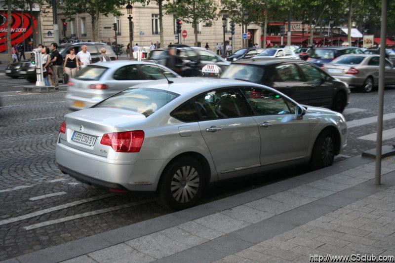 C5 III jako parizsky taxik
