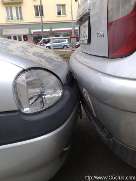 Kdo kde potkal hajzla.Takhle se parkuje na blohorsk.