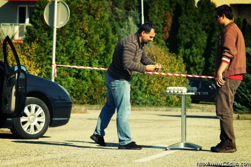 Jzda zrunosti (prvn st poslepu, druh s vejcem na lci)