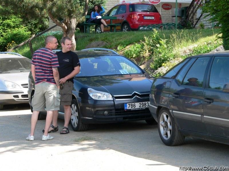 ucastnici zajezdu